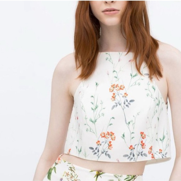 ZARA GREEN & CREAM FLORAL RACER BACK STYLE A-LINE TANK OVERLAP AT REAR SZ MED - Picture 2 of 8